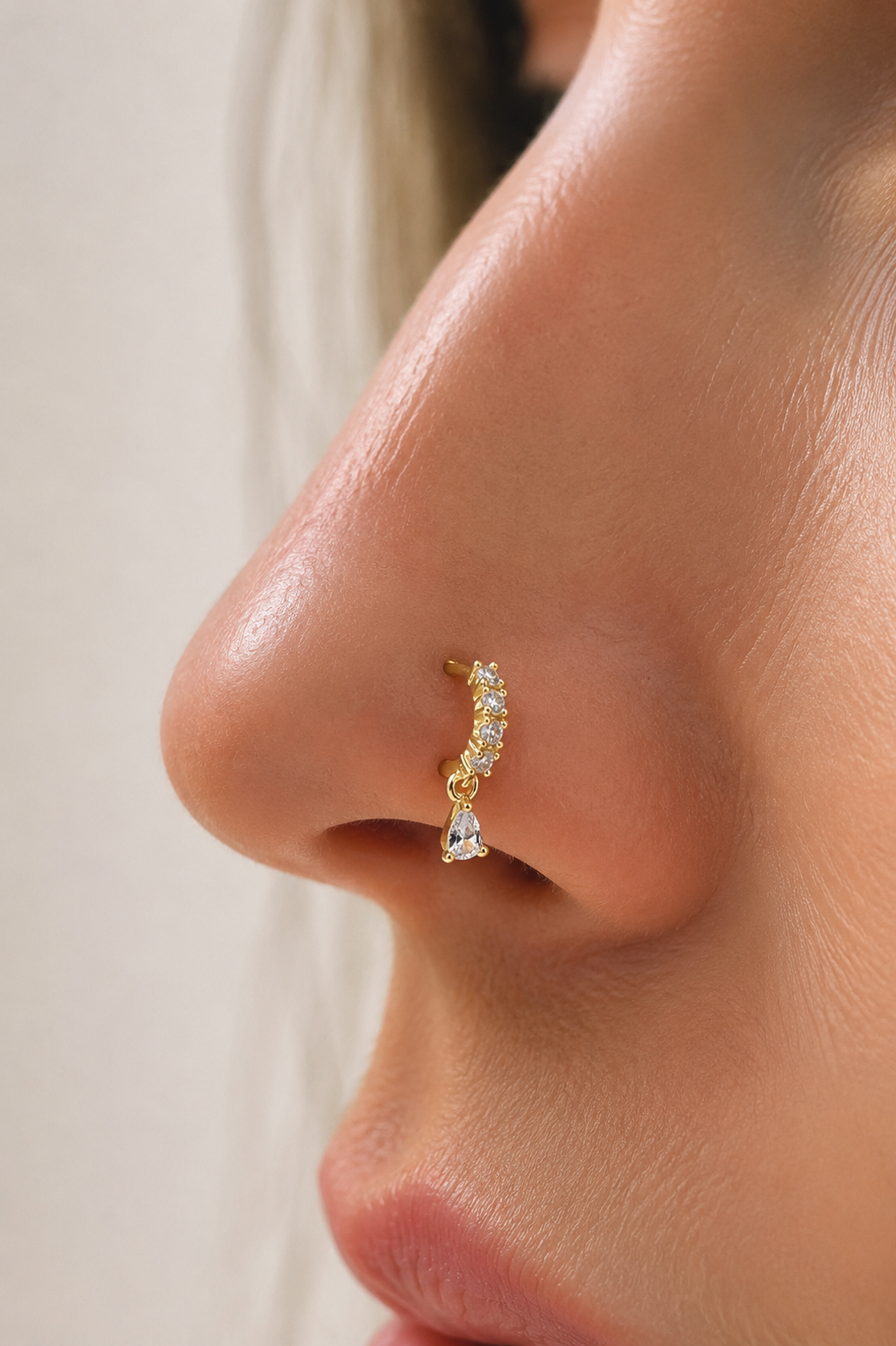 Anneau de Nez Clip Zircon Pendentif – Piercing Femme